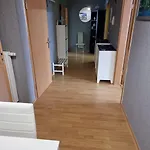 Grosse 4 Zimmerwohnung Lägenhet *