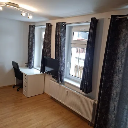 Apartment Grosse 4 Zimmerwohnung *