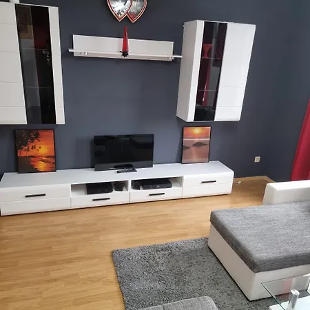 Grosse 4 Zimmerwohnung